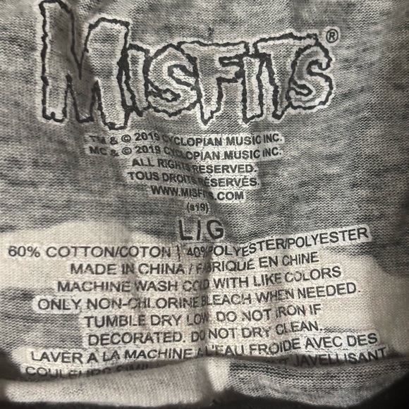 MisFits black skull tee shirt large #punk #goth #y2k #skulls - Picture 7 of 8